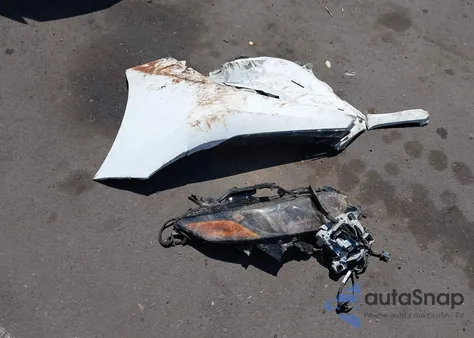 2024 Toyota Camry Se из США, поврежденный, VIN 4T1G11AK2RU195022